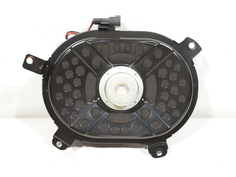 2015-2019 Land Rover Discovery Sport Subwoofer Bass Speaker FK72-18808-AC OEM