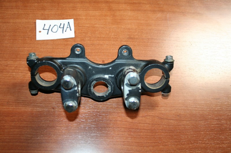 1981 Honda XL 185S Triple Tree Top Bridge Top Clamp OEM 81 C