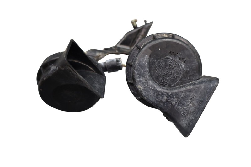 97-04 Porsche Boxster Left & Right Side Low High Tone Signal Horn Set of 2 OEM