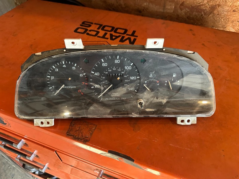 93 94 MAZDA 626 MX6 OEM INSTRUMENT SPEEDOMETER GAUGE CLUSTER M/T 155K