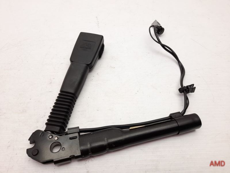 2008 BMW 335i 335xi 328xi 328i E90 E92 Front Right Seat Belt Buckle Tensioner