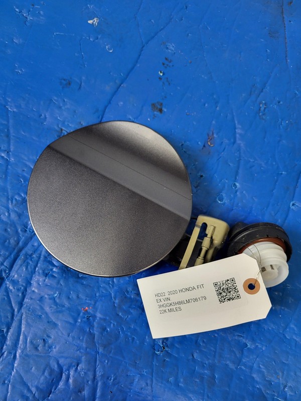 Used Oem Honda Fuel Filler Door Housing for 2015-2020 FIT EX 1.5L FWD