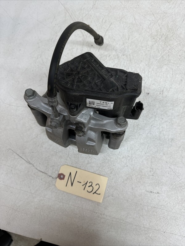 2020 - 2022 TESLA MODEL Y BRAKE CALIPER RIGHT REAR 1044624-00-I 132