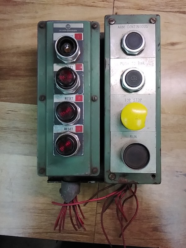 Allen-Bradley Double 4 Pushbutton Station