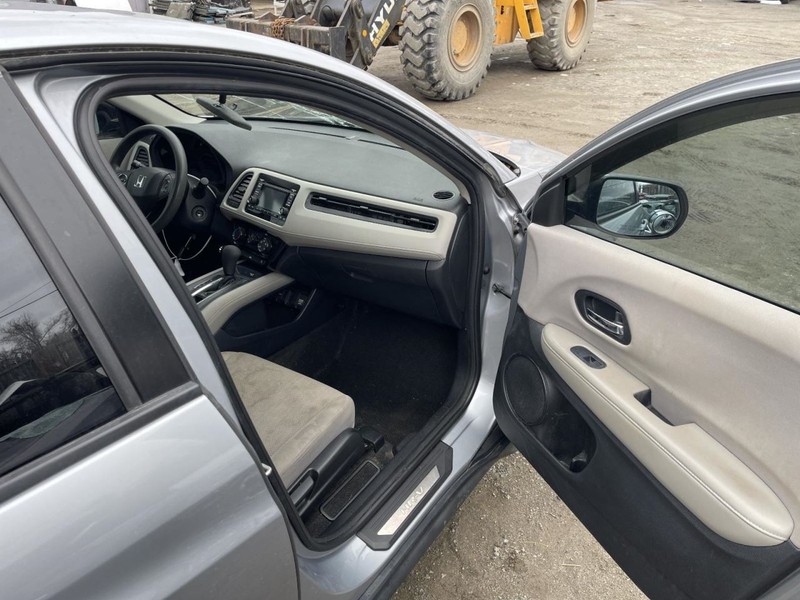 2016-2022 HONDA HR-V RIGHT A-PILLAR SILVER PC:NH830M 1.8L AT FWD 127K -LX- 65436
