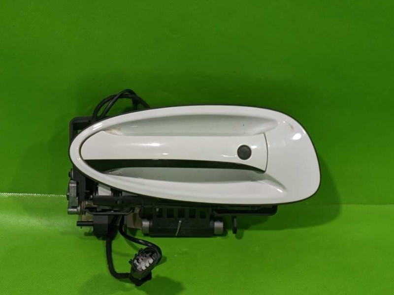 10-16 PANAMERA RIGHT REAR EXTERIOR DOOR HANDLE W/KEYLESS WHITE OEM 4557-113