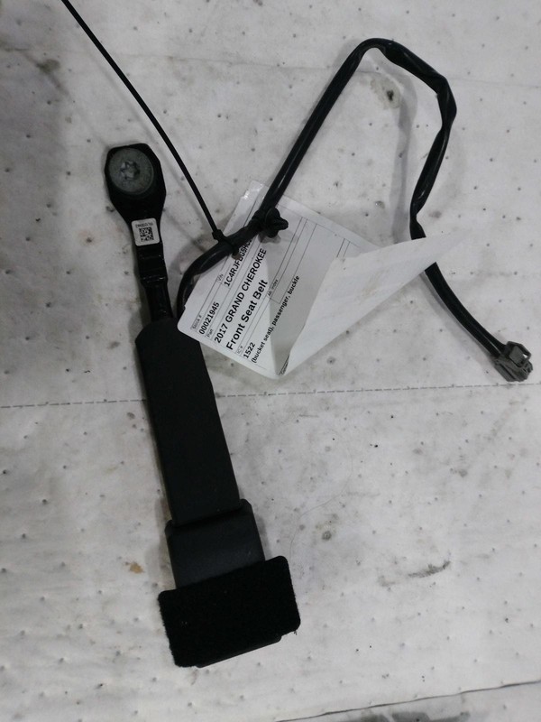 2017 Jeep Grand Cherokee Silver Used OEM Seat Belt 4DR 165K Miles