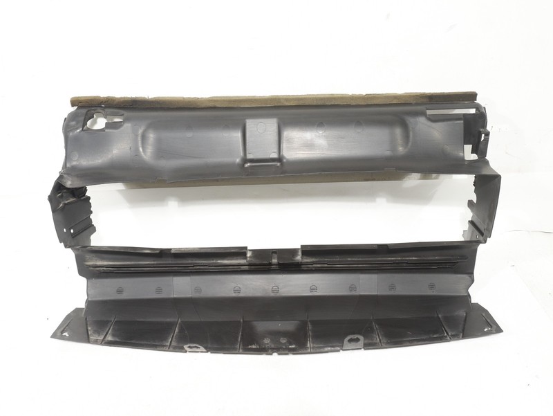 15-18 Porsche Macan Radiator Cooling Air Duct Shroud Support Panel 95B121707 OEM