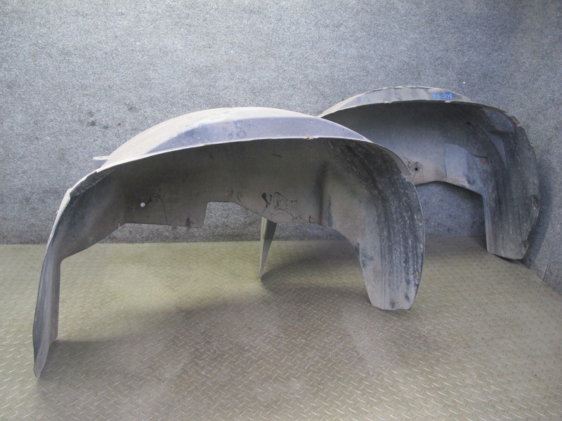 2007-2014 CADILLAC ESCALADE REAR FENDER LINER WHEEL ARCH SPLASH SHIELD SET OF 2
