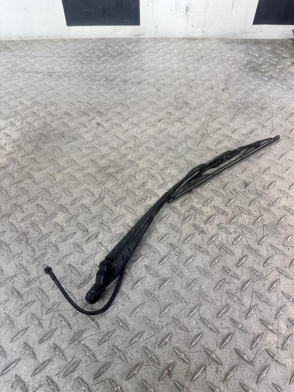 2003-2007 Hummer H2 Rear Tailgate Lift Gate Glass Wiper Arm GOOD OEM *