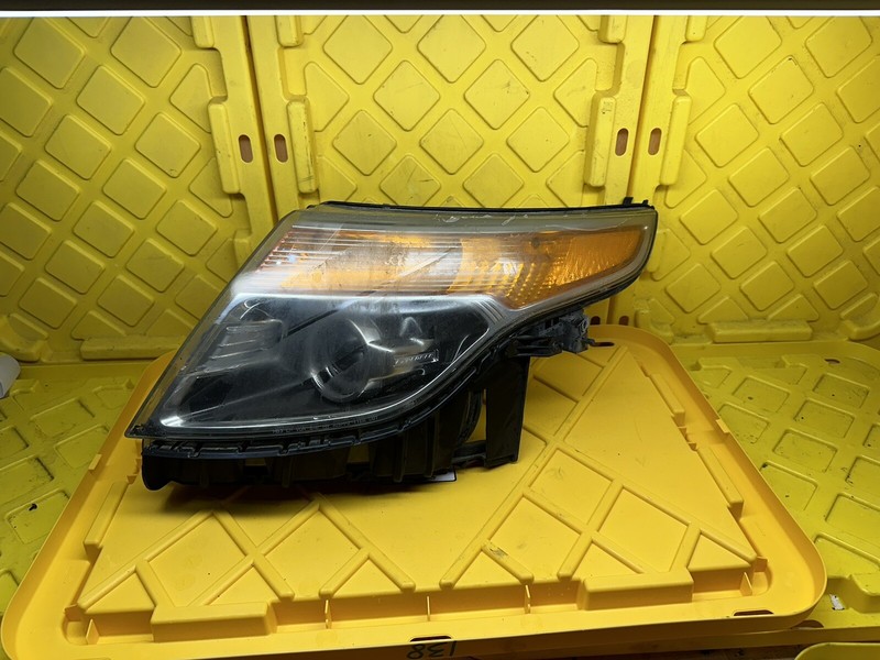 2011-2015 Ford Explorer Left LH Driver Side Halogen Headlight OEM