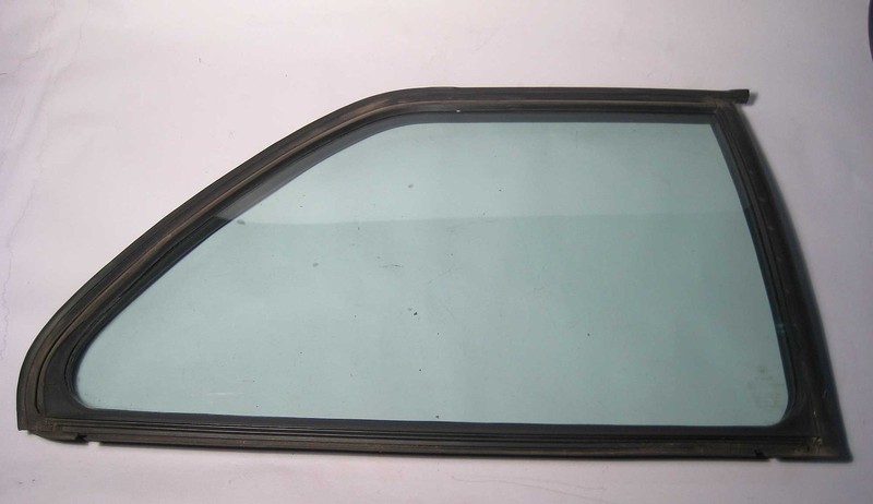 BMW E30 2dr Fixed Non-Vented Right Rear Quarter Window Glass 1984-1991 USED OEM
