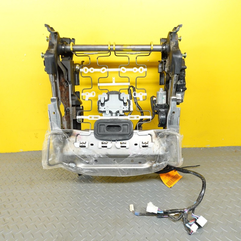 2014-2018 LEXUS RC350 FRONT LEFT SIDE SEAT LOWER TRACK FRAME W/ MOTORS OEM