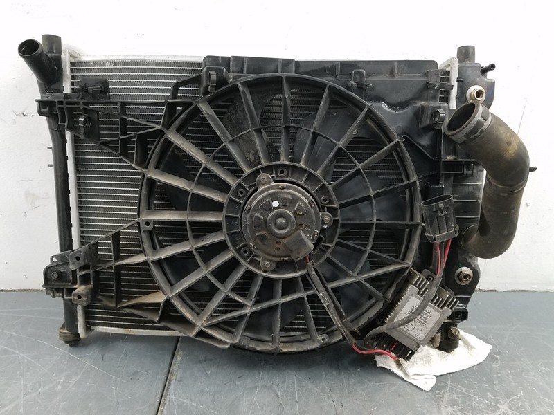 2012 Chevy Corvette C6 Grand Sport Radiator / Fan Assembly #6032 Y2