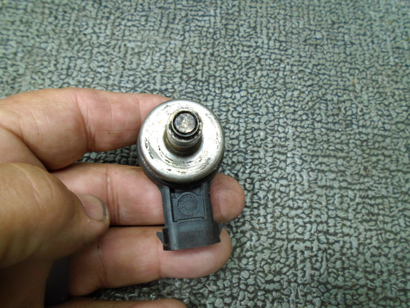 BLACK AIR INJECTOR 850065A4 MERCURY MARINER OPTIMAX OUTBOARD MOTOR #2