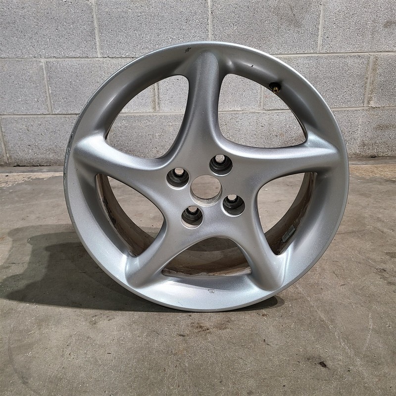 2001-2003 Miata MX-5 Oem 16x6.5 Wheel Aa7472 M125597-