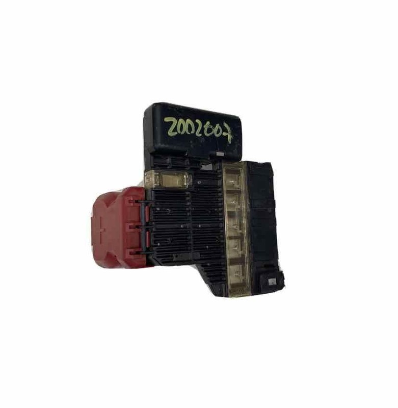 2015 HYUNDAI ELANTRA POSITIVE BATTERY PORT JUNCTIO BLOCK OEM