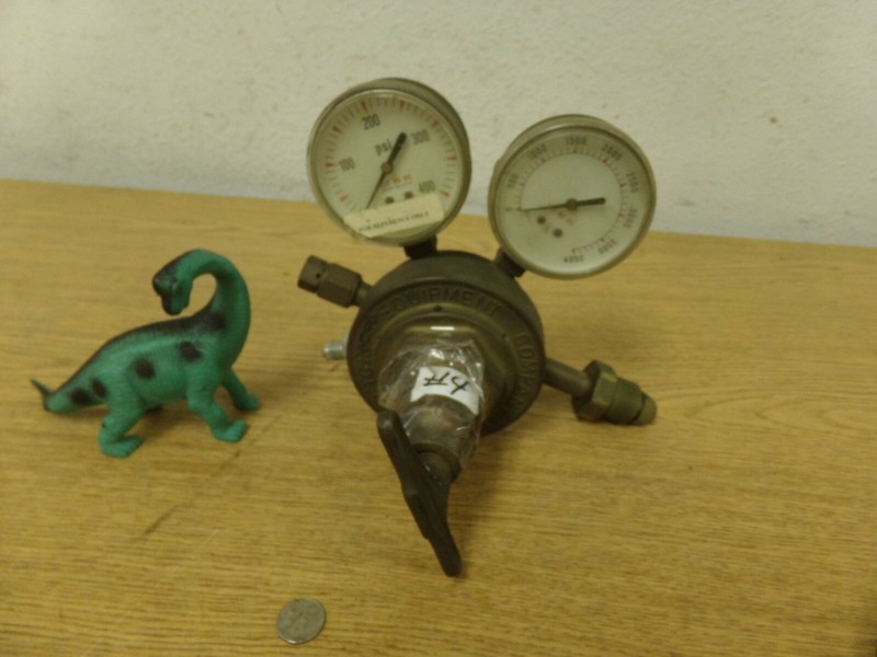 Victor Compressed Gas regulator 277314 SR 450 E w/ 2 Gauges 0-400 and 0-4000`
