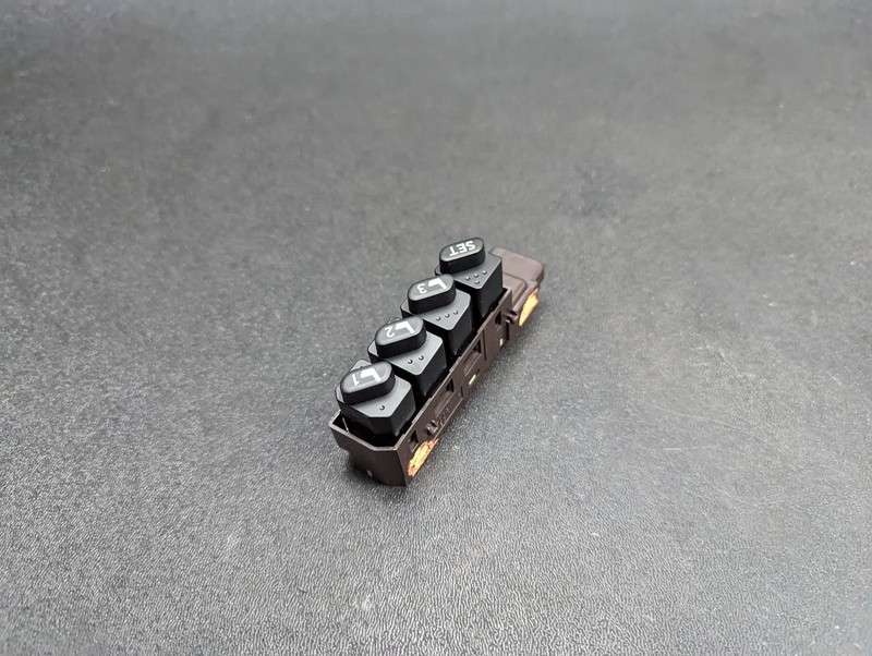 Front Left Door Seat Memory Switch 2015 Lexus RC350 84927-24050 2016 2017 - 2021