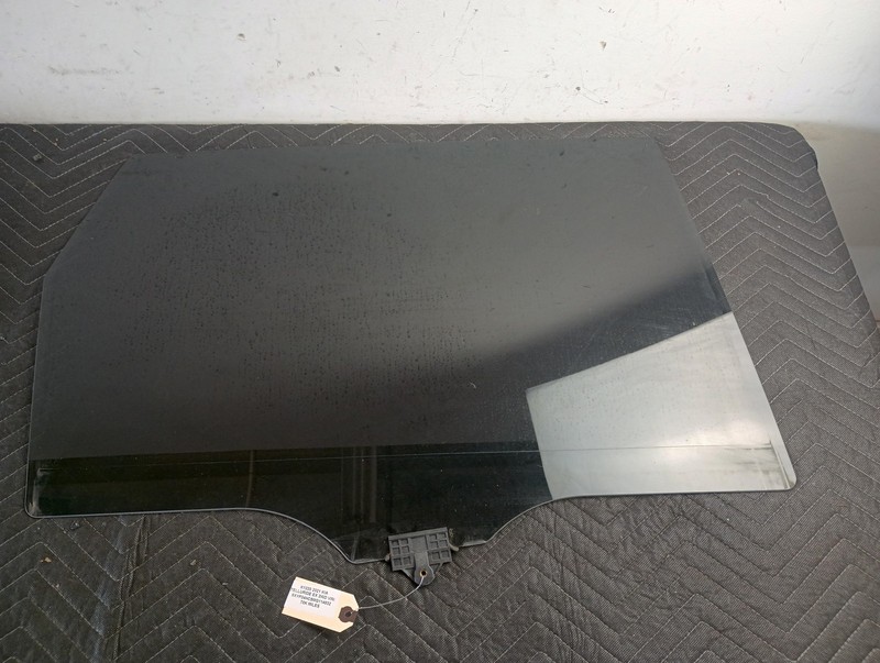 2020-2025 Kia Telluride Right Passenger Rear Door Window Glass OEM