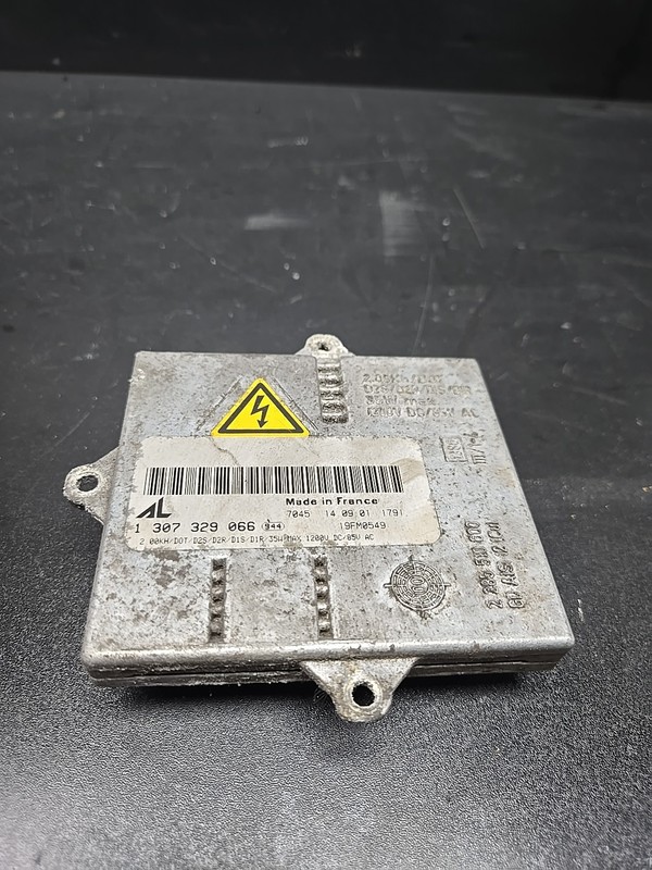 Audi TT 8N A8 D2 A3 1 307 329 066 D2S D2R Xenon Ballast1307329066