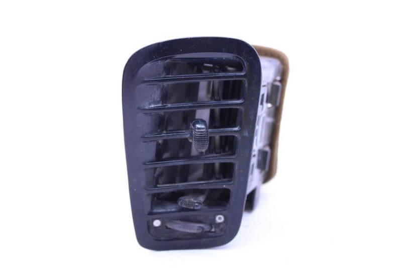 1989-1990 Nissan 240sx S13 Driver Left Side Dash Vent E21751612100
