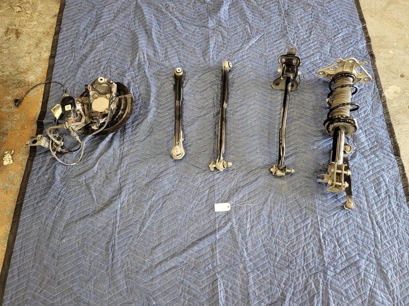 2015-2022 Jeep Renegade Left Driver Rear Suspension Knee 2.4L FWD 40k Miles OEM
