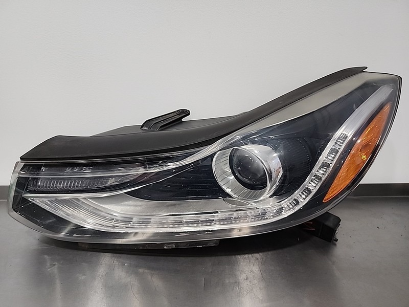 42679382 || 2017 - 2022 Chevrolet Trax LH Driver Headlight Lamp OEM LES Accent