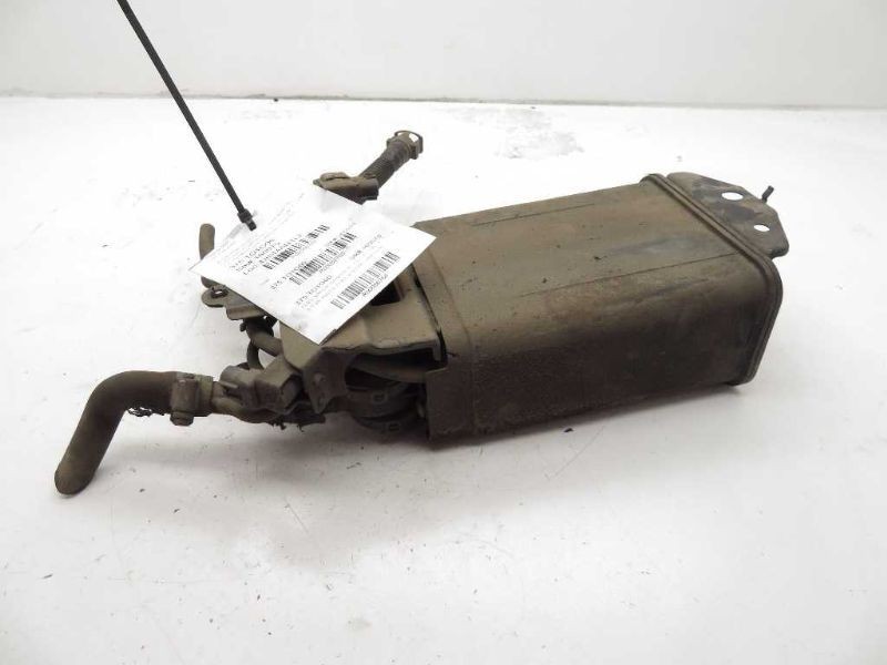 00 01 02 Toyota Avalon Fuel Vapor Canister 77740-06100
