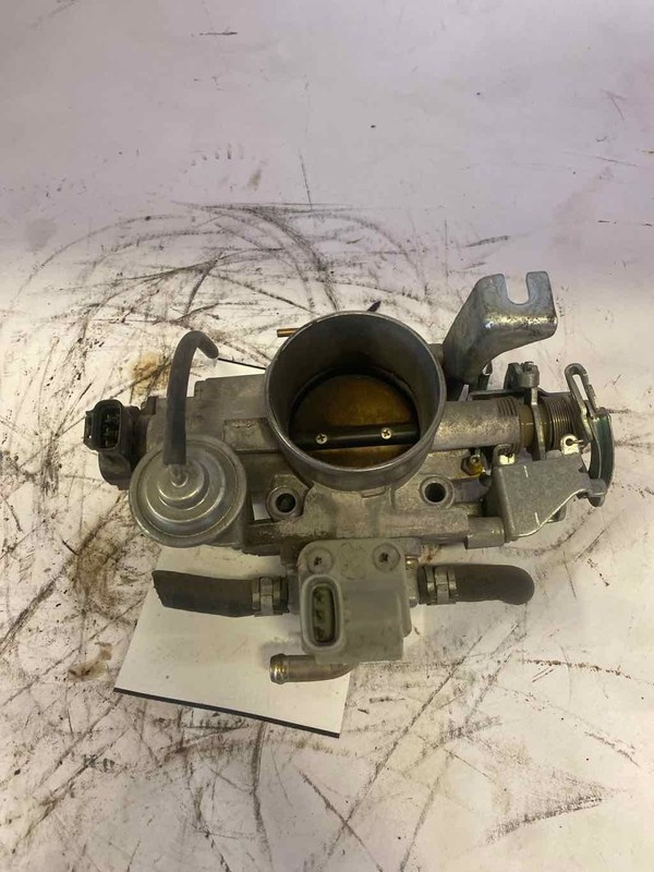 Throttle Body/valve Assy TOYOTA TACOMA 97 98 99 00 01 02