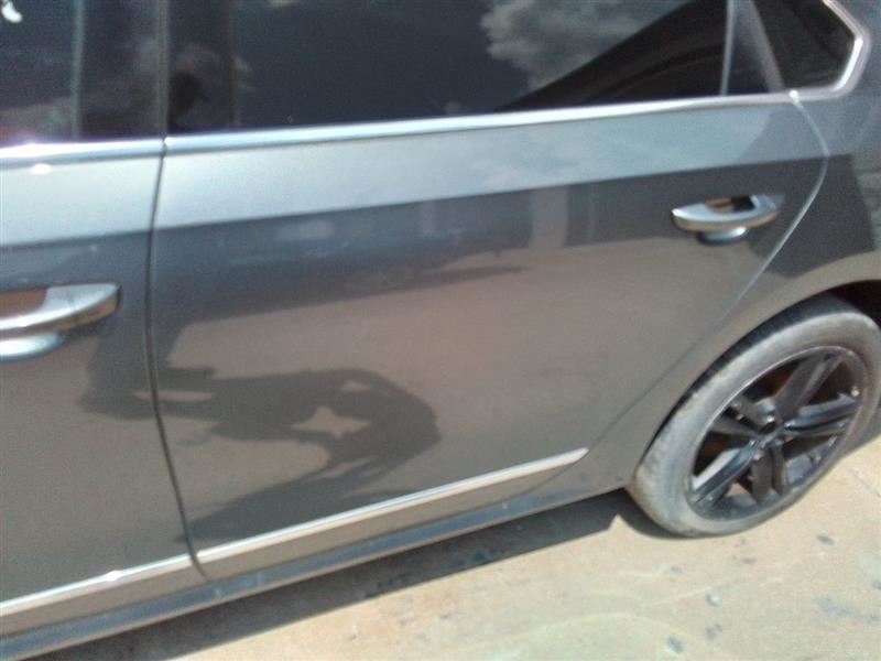 Driver Rear Side Door Electric Sedan Fits 12-20 PASSAT 3051334