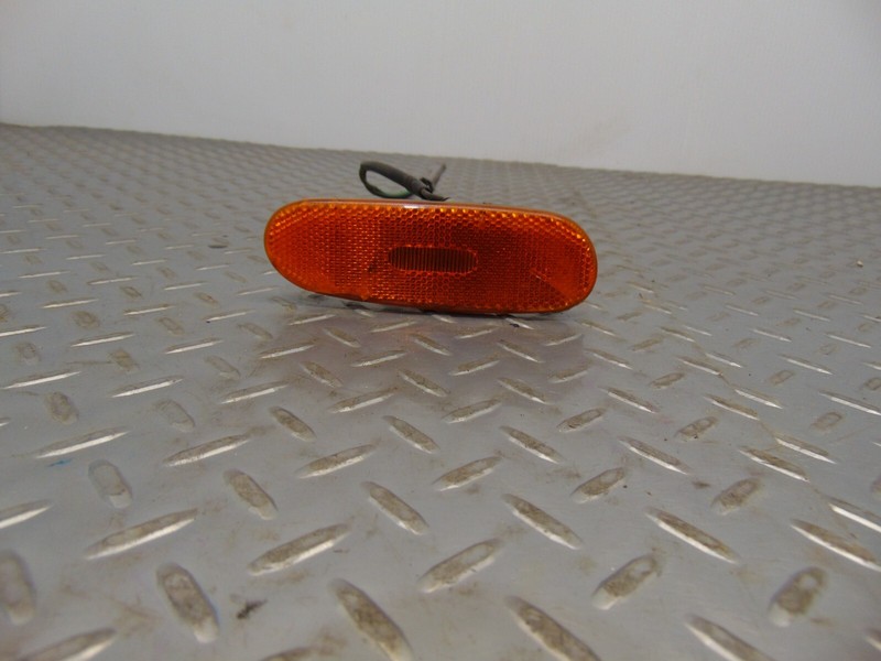 00-05 TOYOTA CELICA MR2 SPYDER SUPRA DRIVER FRONT SIDE MARKER LIGHT OEM