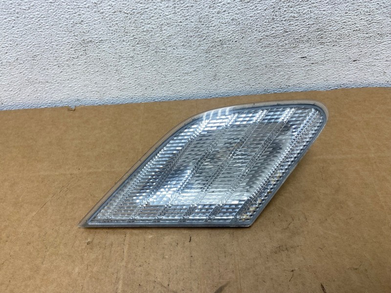 2000 2001 2002 Toyota Avalon Left Driver Lh Side Inner Tail Light Oem AD5368 LK