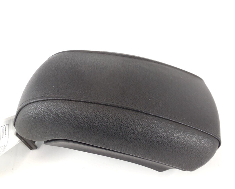 2007 07 Kia Sportage Center Console Arm Rest Lid OEM