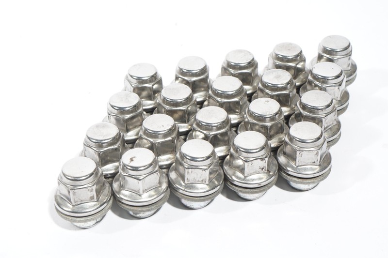 2021-2024 TOYOTA SIENNA PLATINUM WHEEL NUTS SET OF 20 OEM