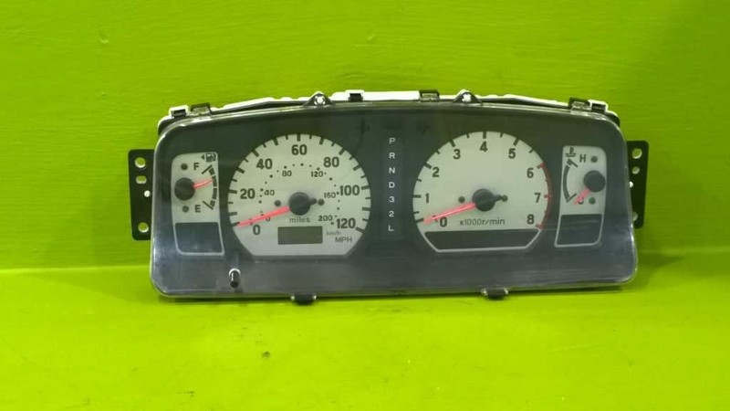02 MISTUBISHI MONTERO SPORT 3.0 AT SPEEDOMETER CLUSTER 170K MILES OEM 992-1