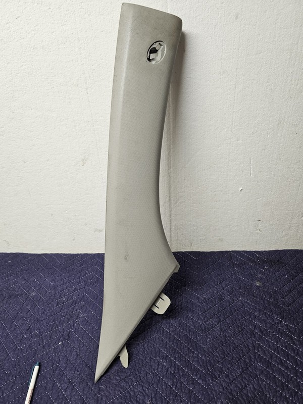 14 to 16 KIA SPORTAGE Pillar Right