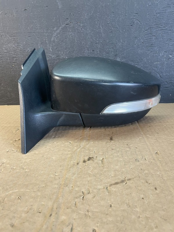 2015 to 2018 Ford Focus Left Driver View Door Mirror Turn Signal Oem AC9900 DW