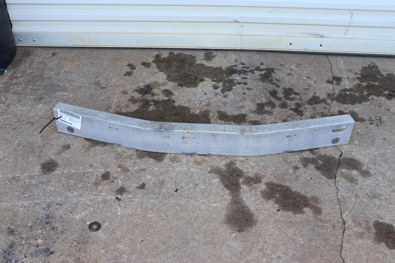 2014-2019 TOYOTA HIGHLANDER REAR BUMPER REINFORCEMENT CRASH BAR SUPPORT OEM