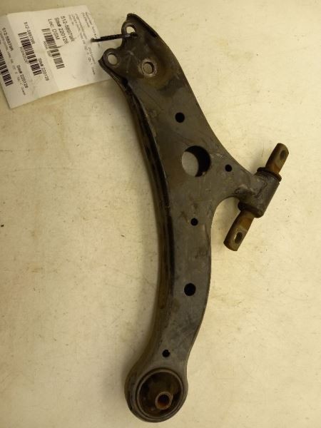 2012 TOYOTA CAMRY LE 2.5L AT 2WD PASSENGER SIDE FRONT LOWER CONTROL ARM ASSEMBLY