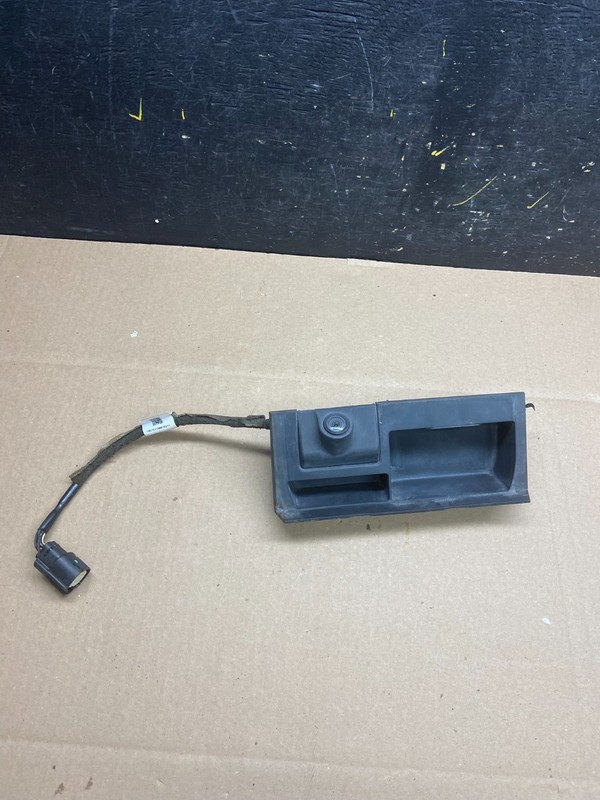 2007-2014 Lincoln Navigator Rear Lift Gate Handle Back View Camera OEM T9094 DG