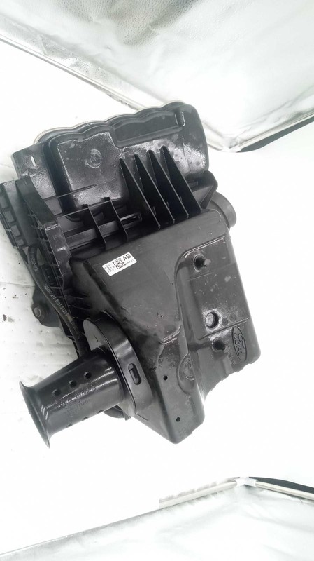 Used Air Cleaner Assembly fits: 2010 Ford F150 PICKUP 5.4L 3V Grade A