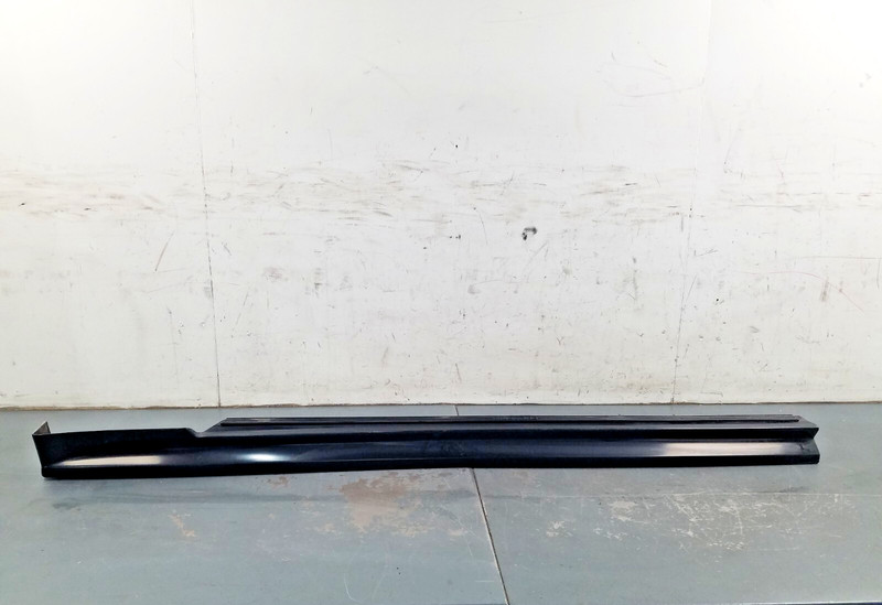 1999Ford Mustang Cobra SVT Right Side Skirt Rocker Panel #8750 A5