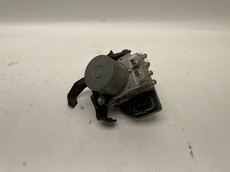 2014-2015 LEXUS GS350 ANTI-LOCK BRAKE PARTS ABS PUMP OEM