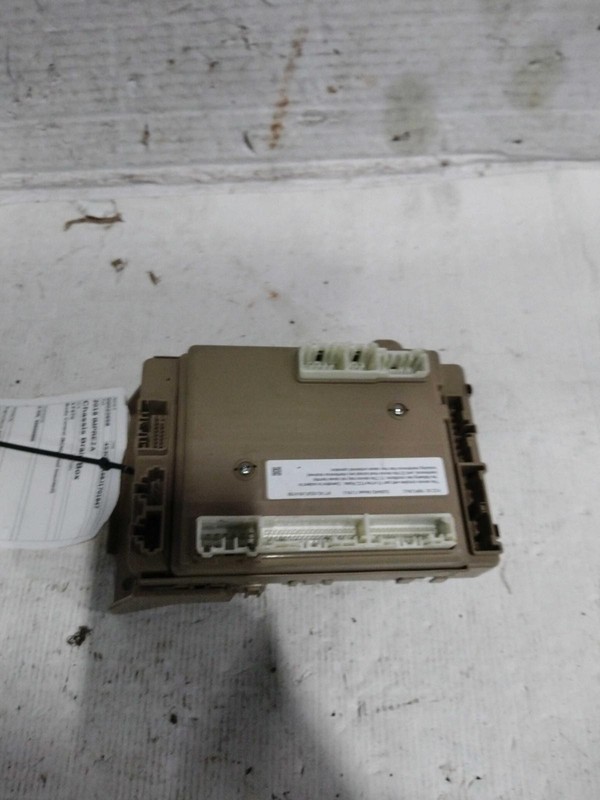 2018 Subaru Impreza Black Sunroof Control Module OEM 86222FL01B Used