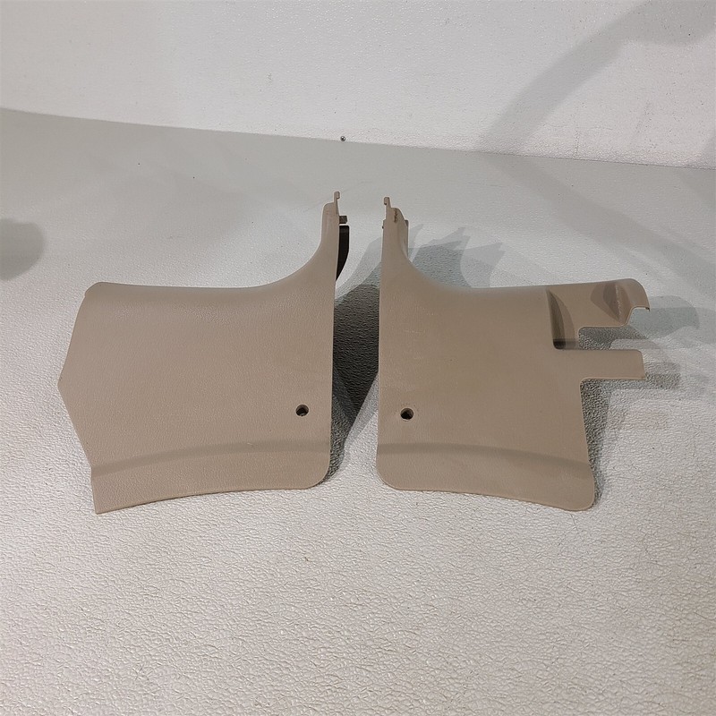99-04 Mustang Interior Kick Panels Left Right Pair Aa7468