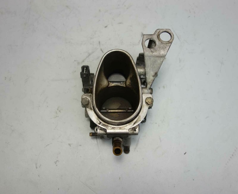 1991-1992 BMW E30 318i M42 4-Cylinder Throttle Body Housing Plate OEM