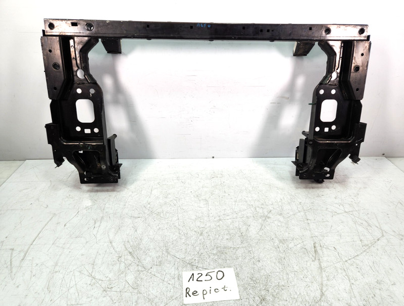 ✅ 19-23 OEM Jeep Cherokee Latitude Front Radiator Carrier Core Support Bracket