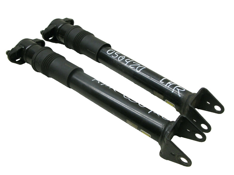 06-13 Mercedes W251 R350 R320 R550 Rear Left Right Suspension Shock Strut 050420