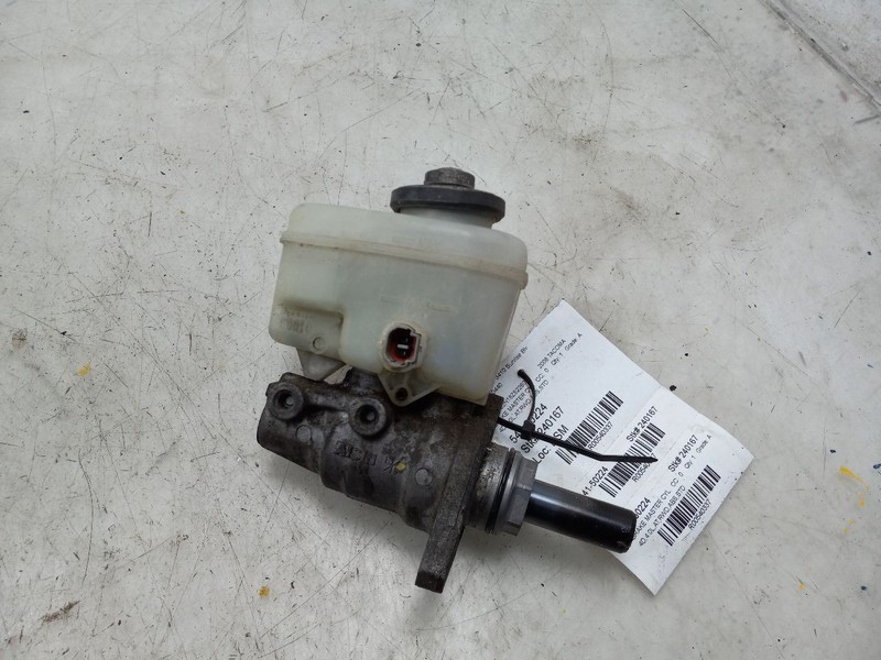 07 08 TOYOTA TACOMA 4.0L BRAKE MASTER CYLINDER WITH SKID CONTROL